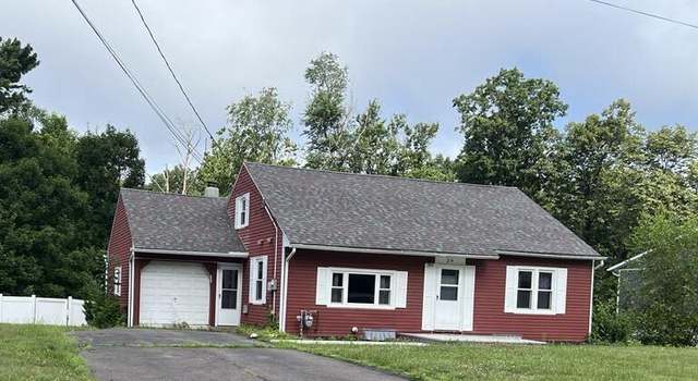 Photo of 24 Hillcrest Dr, Dallas, PA 18612