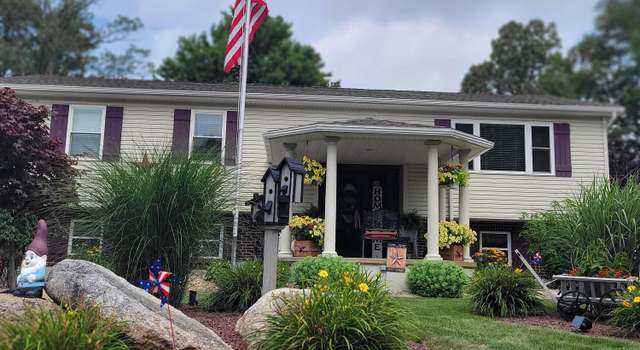 Photo of 4 St Theresa Dr, Hazleton, PA 18202