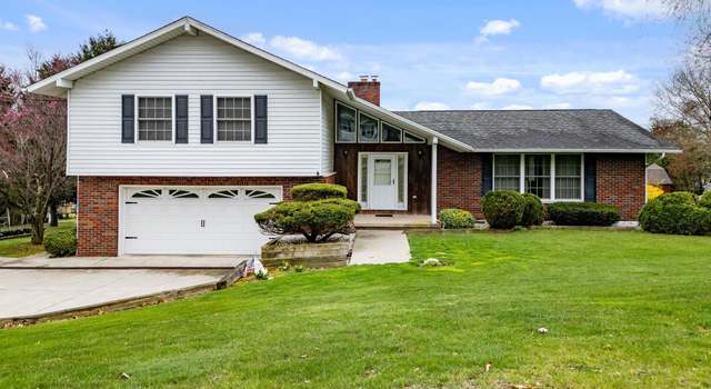 Photo of 211 Kingsley Blvd, Peckville, PA 18452
