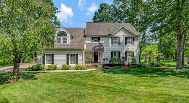 Photo of 1014 Aspen Dr, Mountain Top, PA 18707