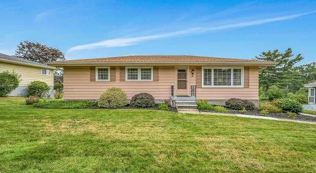 Photo of 208 Pine St, Dallas, PA 18612