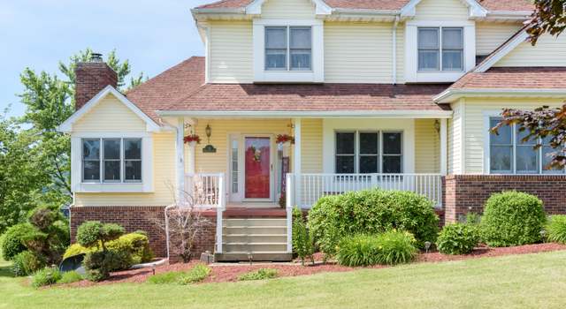 Photo of 43 Greenbriar Rd, Drums, PA 18222