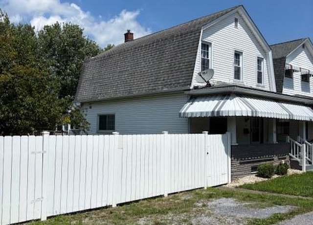 Property at 510 E Atlantic Ave, Altoona, PA 16602, 3 beds, 1.5 baths