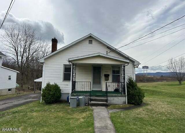 Property at 1711 S Jaggard St, Altoona, PA 16602, 2 beds, 1 bath