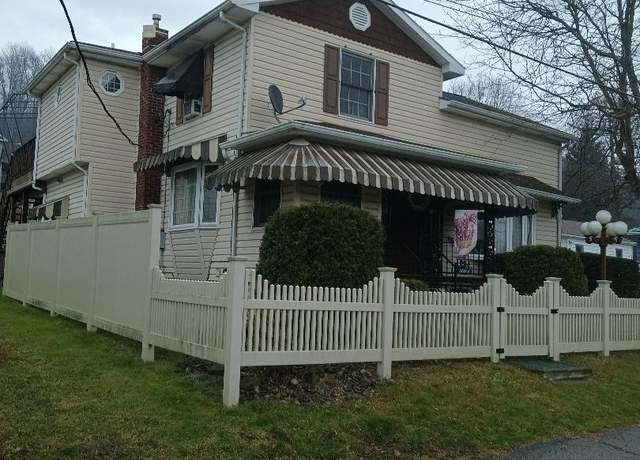 Property at 712 Railroad St, Coalport, PA 16627, 3 beds, 3.5 baths