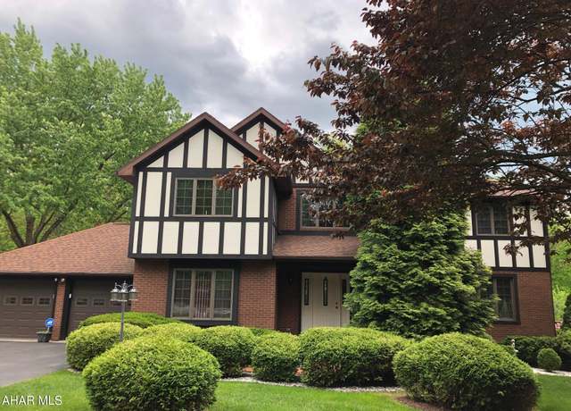 Property at 30 Sylvan Oakes Dr, Hollidaysburg, PA 16648, 4 beds, 3.5 baths