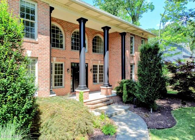 Property at 345 Oriole Dr, Hollidaysburg, PA 16648, 4 beds, 3.5 baths
