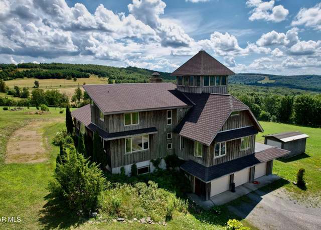 Property at 391 Walker Rd, Buffalo Mills, PA 15534, 3 beds, 2.5 baths