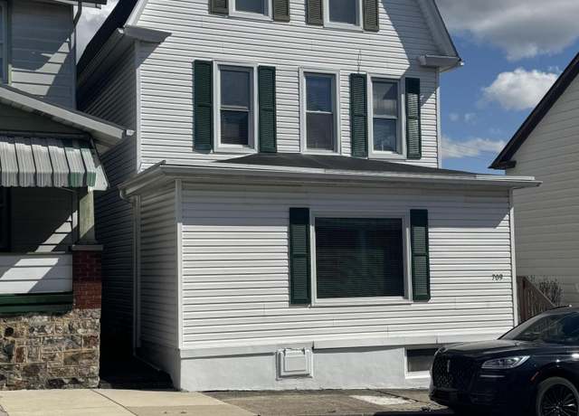 Property at 709 Bell Ave, Altoona, PA 16601, 3 beds, 1.5 baths