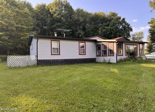 Property at 105 Colt Ln, Portage, PA 15946, 3 beds, 2 baths