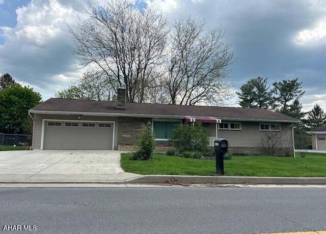 Property at 3142 Sylvan Heights Dr, Hollidaysburg, PA 16648, 3 beds, 2 baths