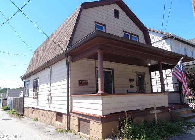 Property at 711 N 4th St, Altoona, PA 16601, 3 beds, 1 bath