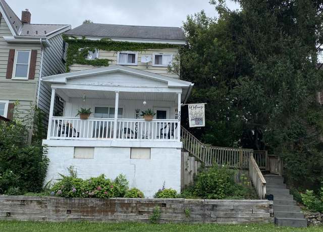 Property at 305 22nd Ave, Altoona, PA 16601, 2 beds, 2 baths