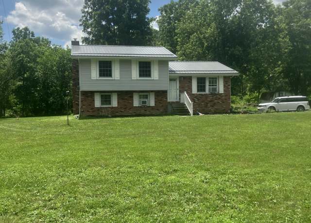 Property at 339 Baird Ln, East Freedom, PA 16637, 3 beds, 1 bath