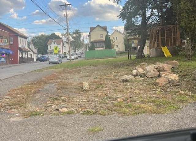 Property at 401 3rd Ave, Altoona, PA 16602