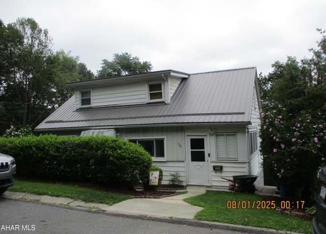 Property at 1138 Shaffer St, Johnstown, PA 15905, 3 beds, 1.5 baths