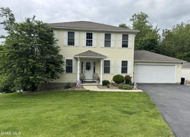 Property at 153 Frederick Rd, Altoona, PA 16602, 4 beds, 3.5 baths