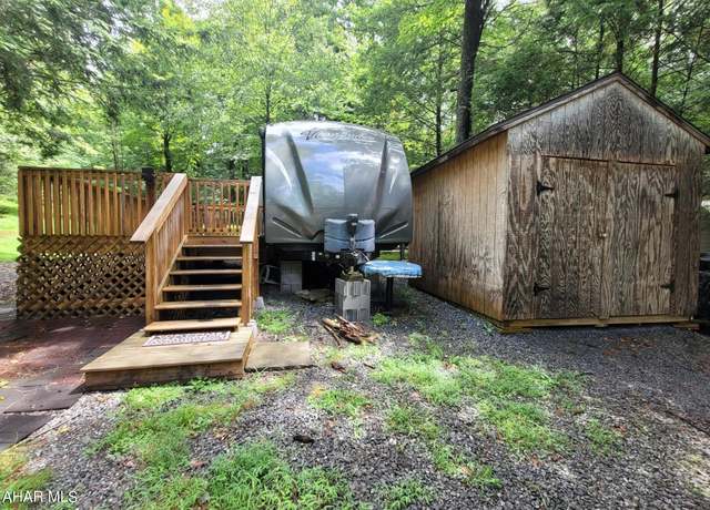 Property at 128 N Crescent Dr, Flinton, PA 16640, 1 bed, 1 bath