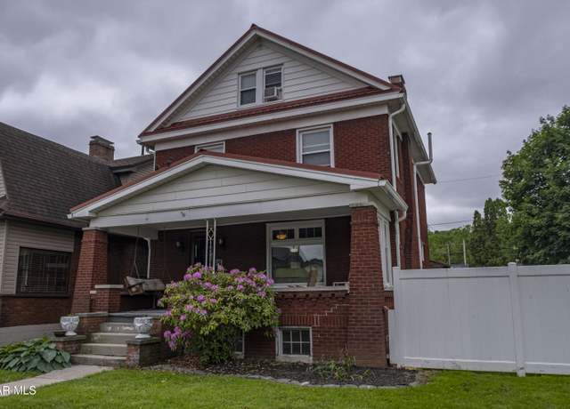Property at 1007 Broadway, Altoona, PA 16601, 4 beds, 2.5 baths