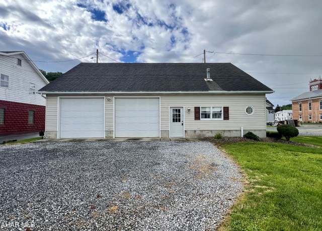 Property at 123 W South St, Everett, PA 15537