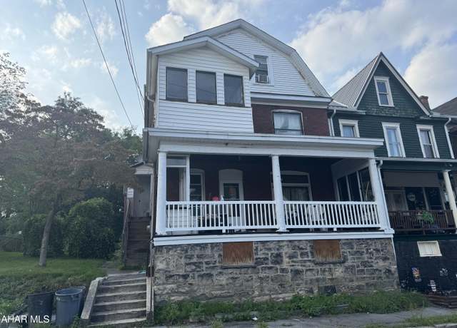 Property at 2012 Pine Ave, Altoona, PA 16601, 2 baths