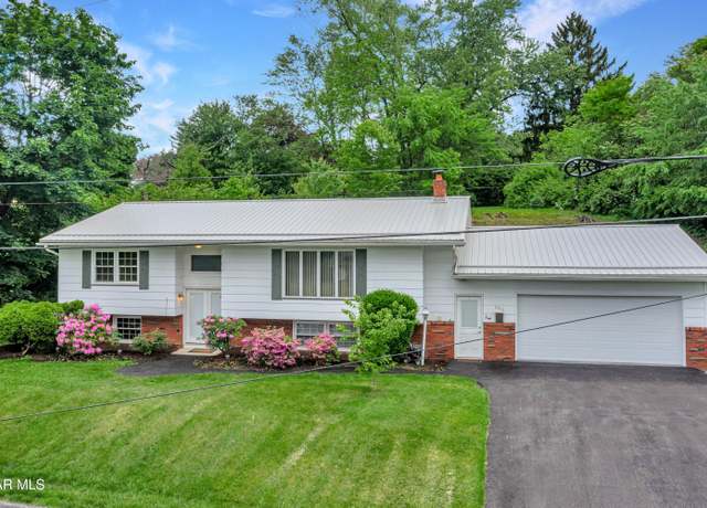 Property at 300 Wordsworth Ave, Altoona, PA 16602, 4 beds, 2 baths