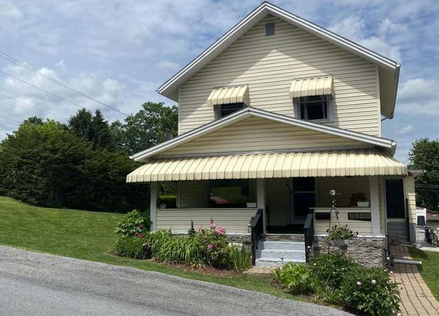 Property at 4028 3rd Ave, Altoona, PA 16602, 4 beds, 2 baths