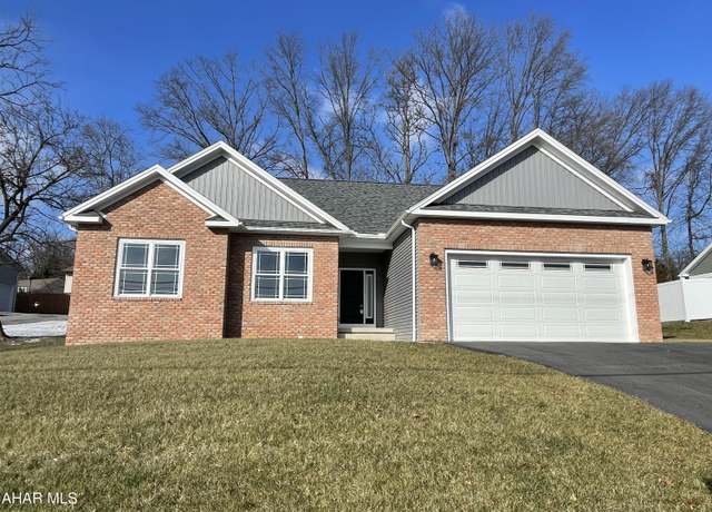 Property at 293 Brush Mountain Rd, Hollidaysburg, PA 16648, 3 beds, 2 baths