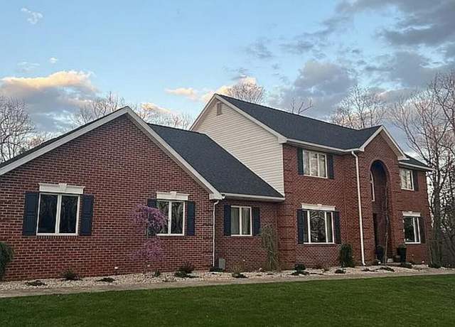 Property at 170 Sylvan Oaks Dr, Hollidaysburg, PA 16648, 4 beds, 4.5 baths