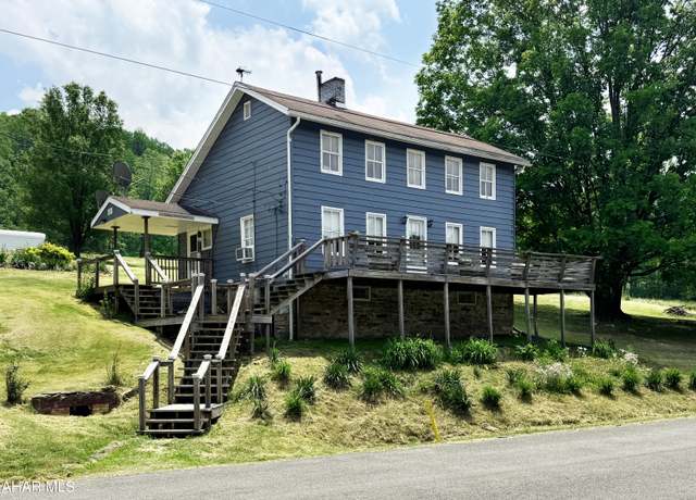 Property at 686 Cherry Run Rd, Ford City, PA 16226, 3 beds, 1 bath