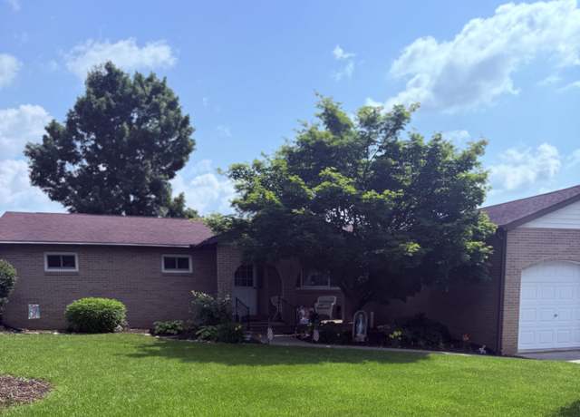 Property at 524 Elm Ln, Duncansville, PA 16635, 3 beds, 1.5 baths
