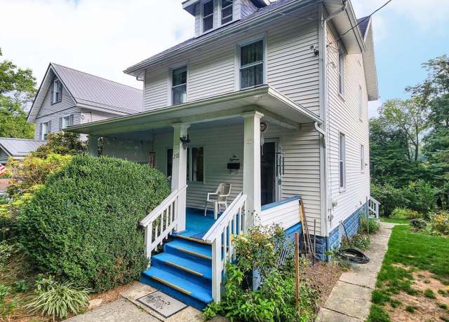 Property at 218 Wonder St, Johnstown, PA 15905, 4 beds, 1.5 baths