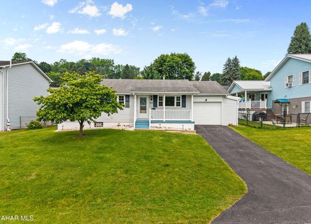 Property at 1306 Logan Ave, Altoona, PA 16602, 2 beds, 2 baths