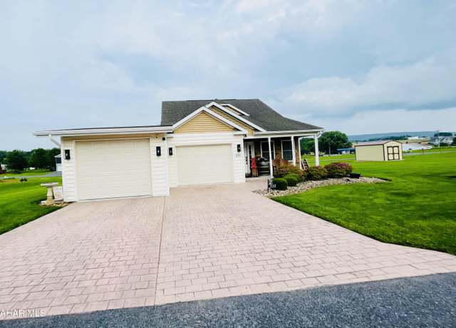 Property at 232 Basswood Dr, Martinsburg, PA 16662, 3 beds, 3.5 baths