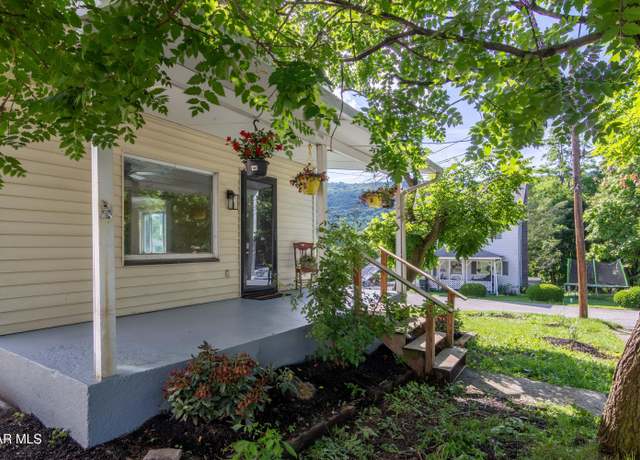Property at 208 Cherry St, Roaring Spring, PA 16673, 3 beds, 2 baths