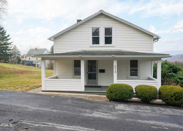 Property at 4018 2nd Ave, Altoona, PA 16602, 2 beds, 2 baths