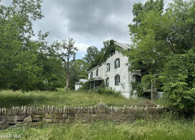Property at 771 Turkey Valley Rd, Hollidaysburg, PA 16648, 3 beds, 1 bath