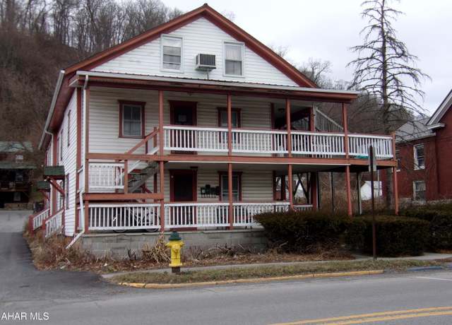 Property at 219 W Main St, Everett, PA 15537, 7 baths
