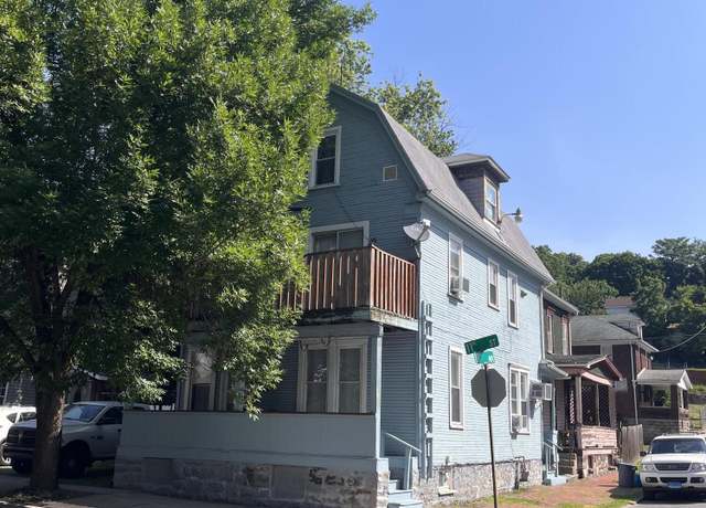 Property at 1900 11th St, Altoona, PA 16601, 4 beds, 1.5 baths