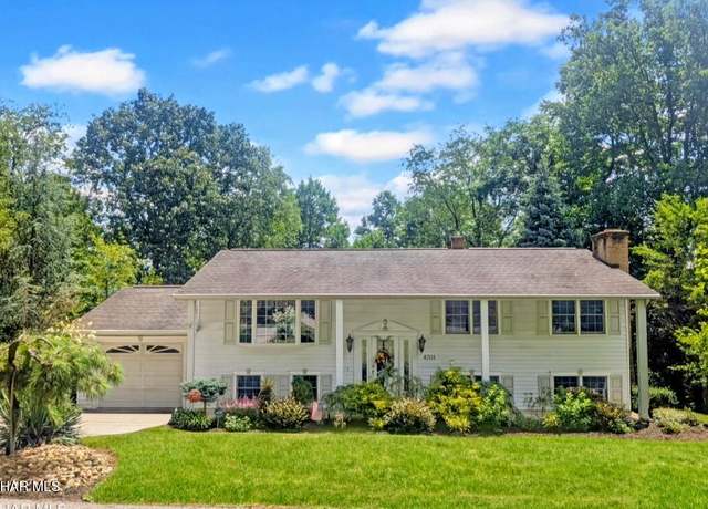 Property at 4701 Lynndale Rd, Altoona, PA 16602, 3 beds, 2.5 baths