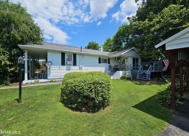 Property at 1417 Jefferson Ave, Altoona, PA 16602, 3 beds, 1.5 baths