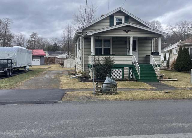 Property at 512 Coleridge Ave, Altoona, PA 16602, 2 beds, 1 bath
