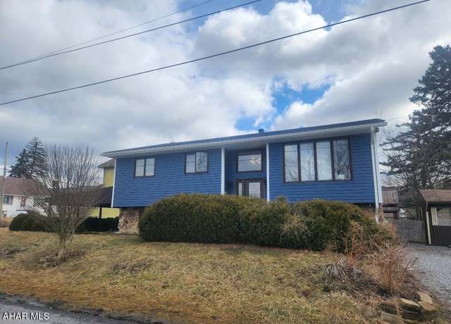 Property at 307 Longfellow Ave, Altoona, PA 16602, 3 beds, 1.5 baths