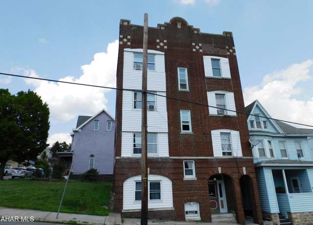 Property at 1614 13th St, Altoona, PA 16601, 4 baths