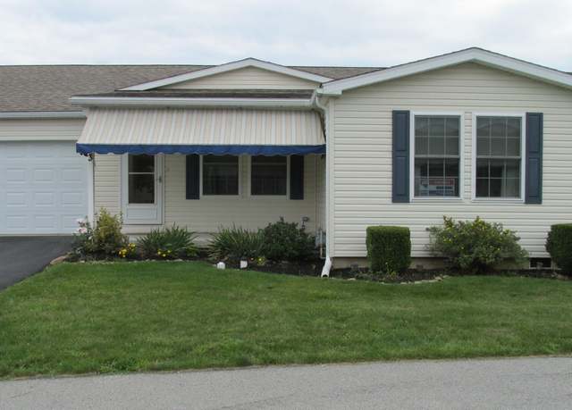 Property at 313 Goss Dr, Hollidaysburg, PA 16648, 2 beds, 2 baths