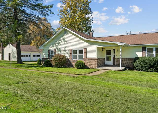 Property at 795 Bridge St, Stoystown, PA 15563, 3 beds, 2 baths