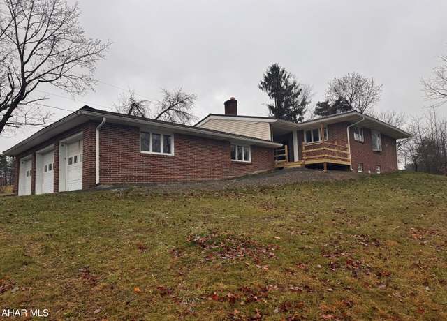 Property at 1254 W High St, Ebensburg, PA 15931, 4 beds, 3 baths