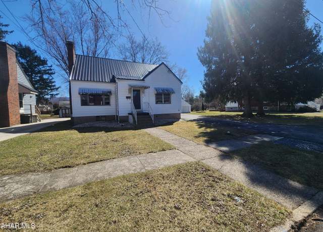 Property at 523 E Penn Ave, Altoona, PA 16601, 3 beds, 2 baths