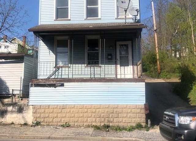 Property at 1710 16th St, Altoona, PA 16601, 3 beds, 1 bath