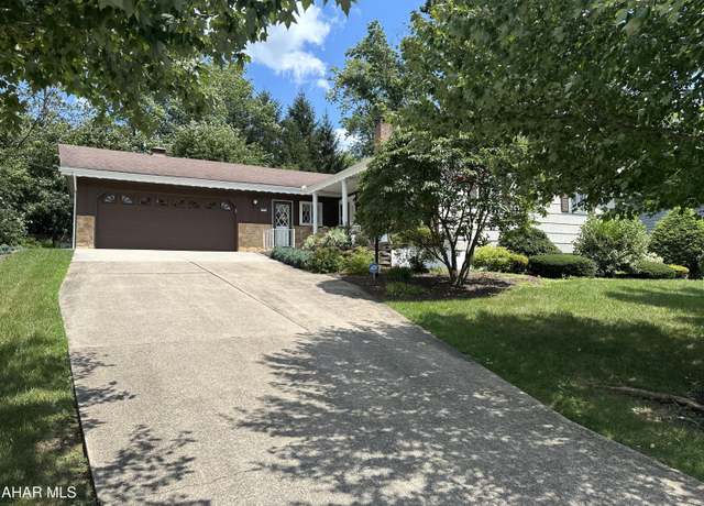 Property at 113 Linden St, Hollidaysburg, PA 16648, 3 beds, 3 baths